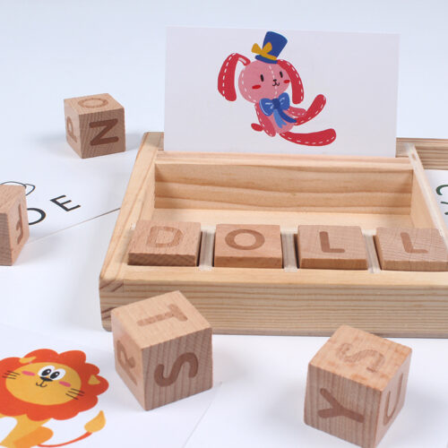 Joc spelling words Montessori