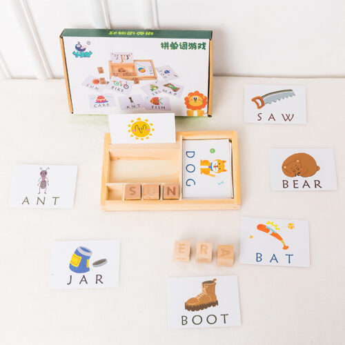 Joc spelling words Montessori